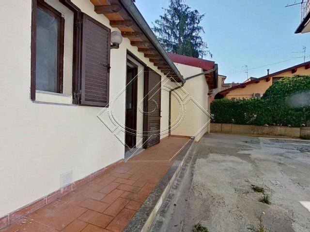 Casa indipendente in vendita a Firenze FI