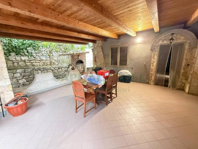 Casa indipendente in vendita a Fisciano SA