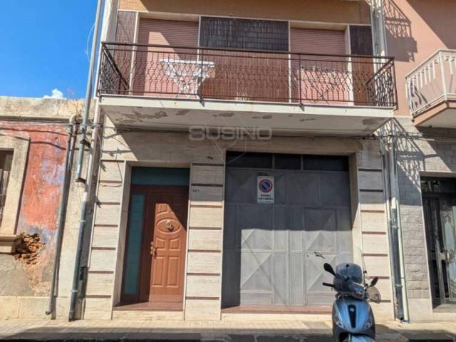 Casa indipendente in vendita a Floridia SR