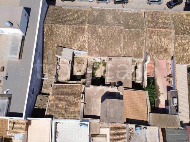 Casa indipendente in vendita a Floridia via Archimede