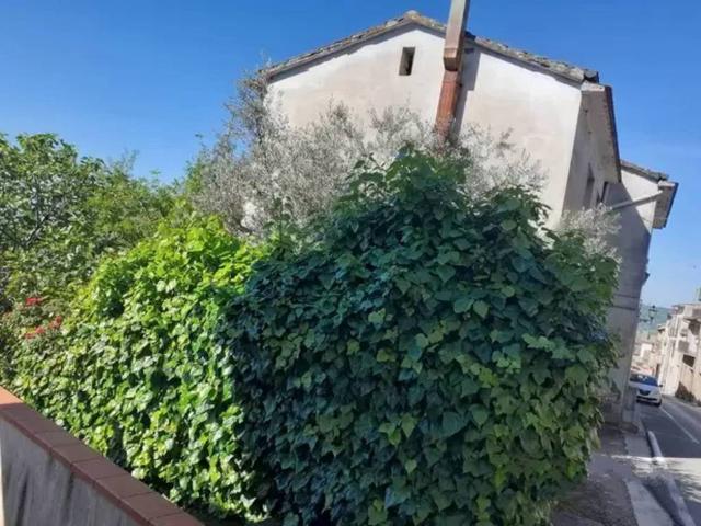 Casa indipendente in vendita a Fragneto Monforte BN