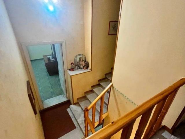 Casa indipendente in vendita a Fragneto Monforte BN