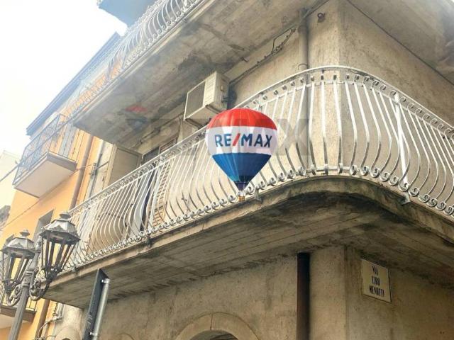 Casa indipendente in vendita a Francavilla di Sicilia ME