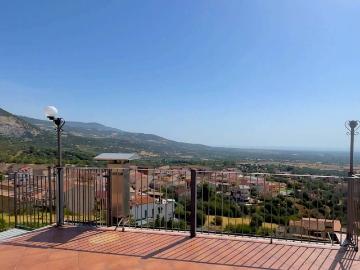 Casa indipendente in vendita a Francavilla Marittima CS