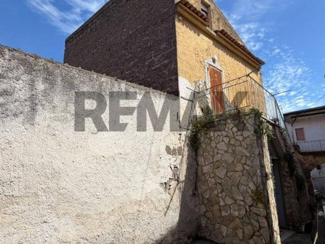 Casa indipendente in vendita a Francolise CE