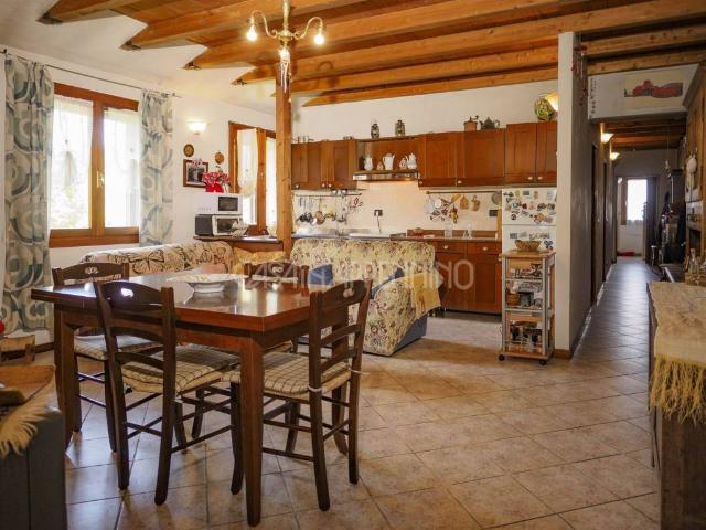 Casa indipendente in vendita a Frassinoro MO