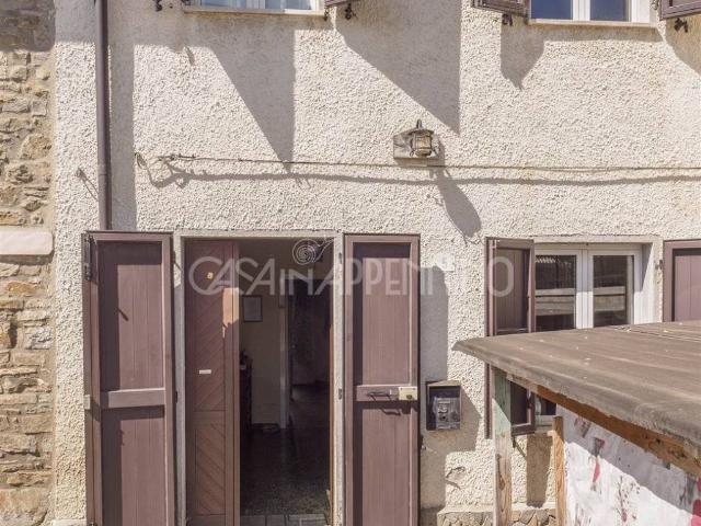 Casa indipendente in vendita a Frassinoro MO
