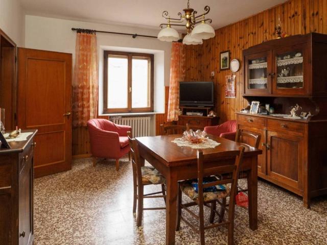 Casa indipendente in vendita a Frassinoro MO