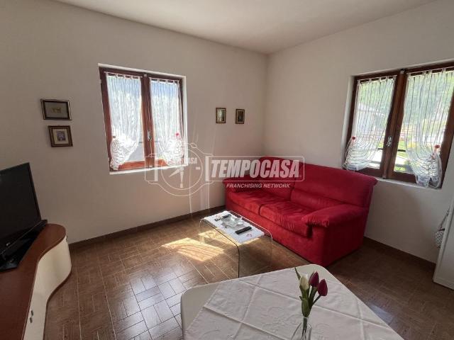 Casa indipendente in vendita a Frassinetto