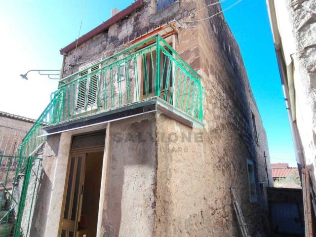 Casa indipendente in vendita a Frasso Telesino BN
