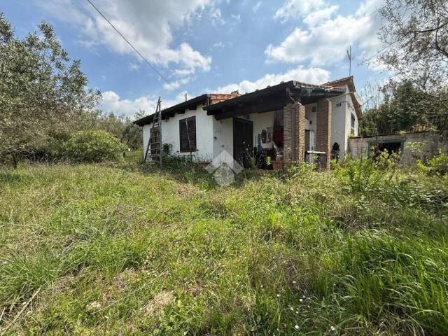 Casa indipendente in vendita a Frasso Telesino BN