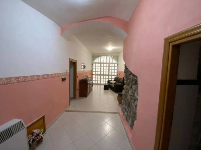 Casa indipendente in vendita a Frasso Telesino BN