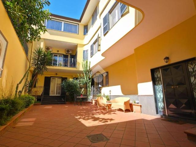 Casa indipendente in vendita a Frattamaggiore NA