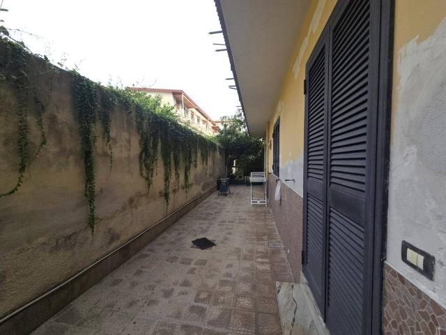 Casa indipendente in vendita a Frattaminore NA
