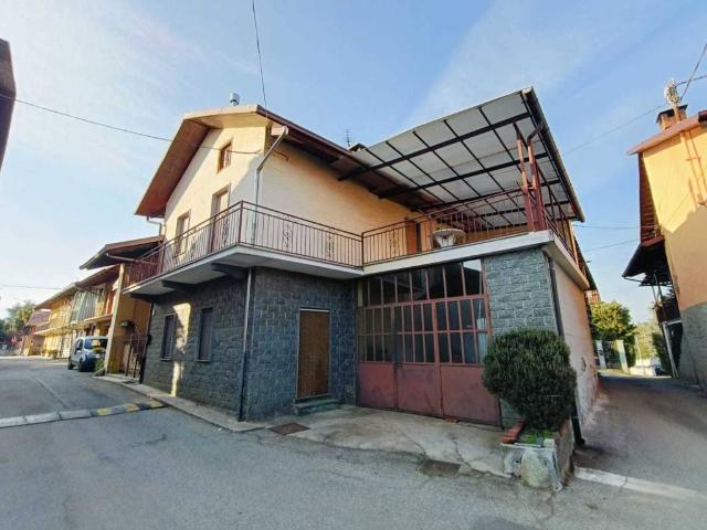 Casa indipendente in vendita a San Carlo Canavese TO