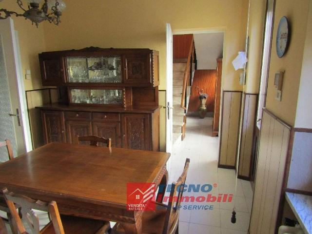 Casa indipendente in vendita a Front TO