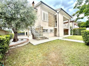 Casa indipendente in vendita a Fucecchio FI