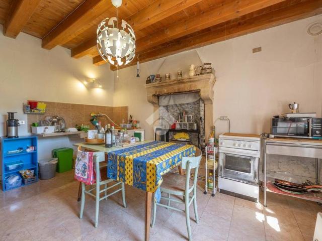 Casa indipendente in vendita a Fumane VR