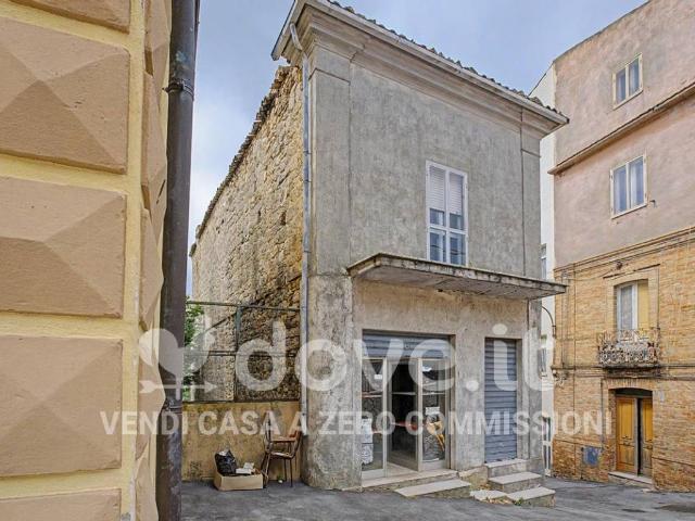 Casa indipendente in vendita a Furci CH