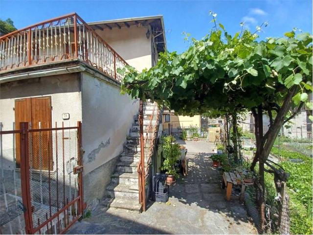 Casa indipendente in vendita a Hone AO