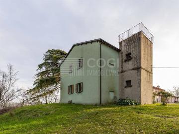 Casa indipendente in vendita a Imola BO
