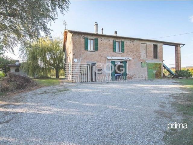 Casa indipendente in vendita a Imola BO