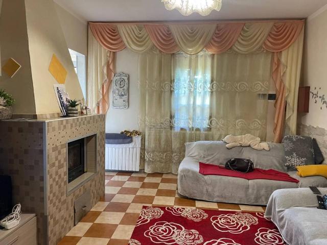 Casa indipendente in vendita a Imola BO