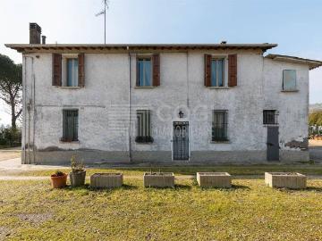 Casa indipendente in vendita a Imola BO