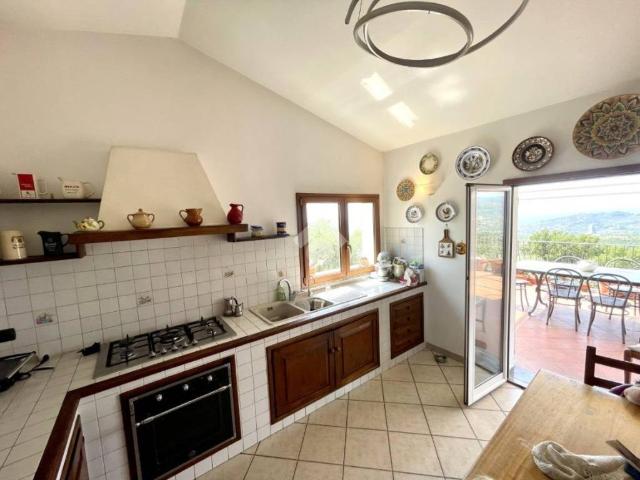 Villa in vendita a Imperia IM