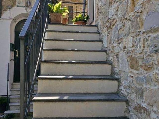 Casa indipendente in vendita a Imperia IM