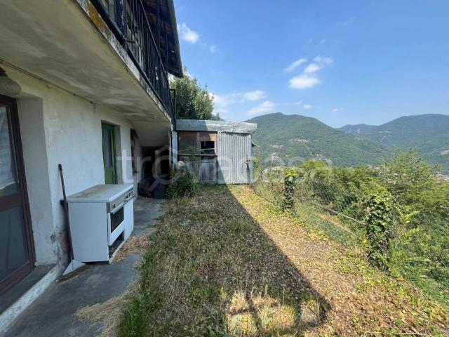 Casa indipendente in vendita a Inverso Pinasca
