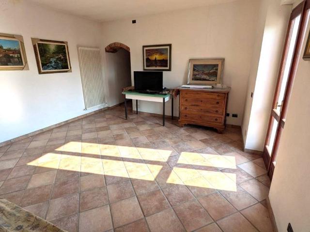 Casa indipendente in vendita a Invorio NO
