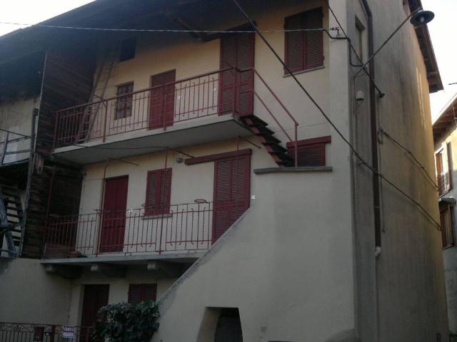 Casa indipendente in vendita a Invorio NO