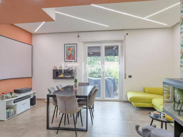 Villa in vendita a Induno Olona VA