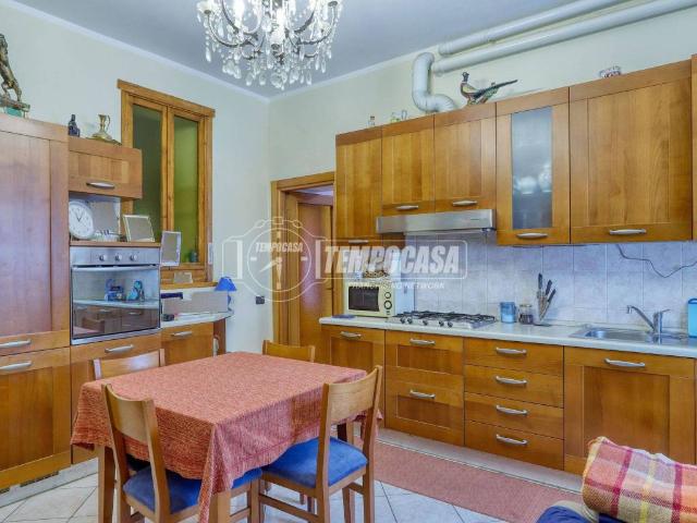 Casa indipendente in vendita a Induno Olona VA