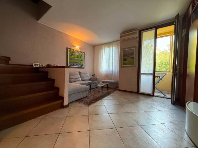 Casa indipendente in vendita a Iseo BS