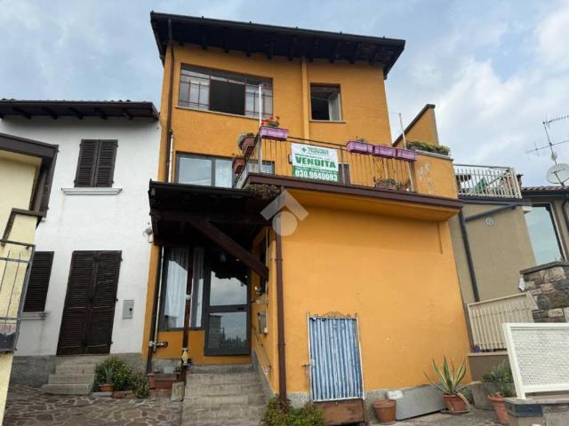 Casa indipendente in vendita a Iseo BS