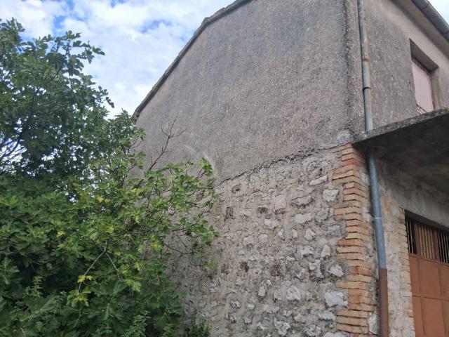 Casa indipendente in vendita a Isernia IS