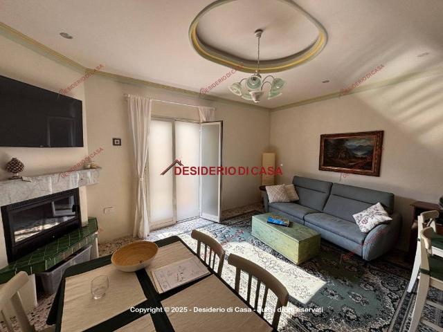 Casa indipendente in vendita a Isnello PA