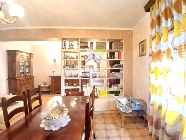 Casa indipendente in vendita a Isola Dovarese CR