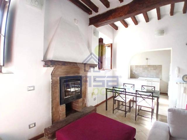 Casa indipendente in vendita a Isola Dovarese CR