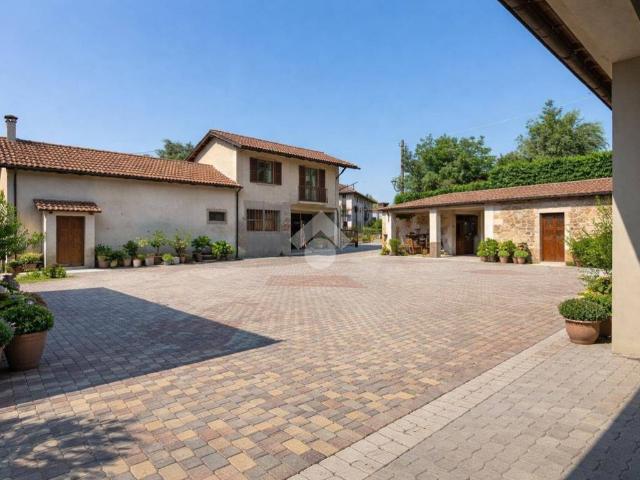 Casa indipendente in vendita a Isola d'Asti AT