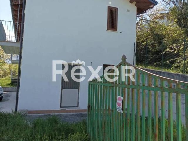 Casa indipendente in vendita a Isola del Gran Sasso d'Italia TE