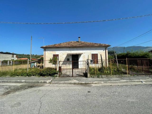 Casa indipendente in vendita a Isola del Liri FR