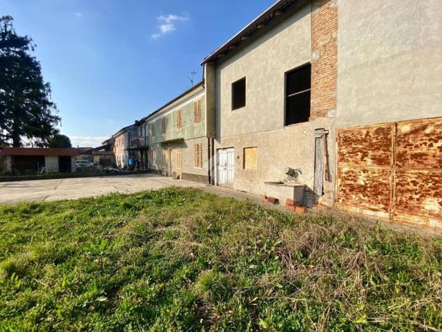 Casa indipendente in vendita a Isola Sant'Antonio AL