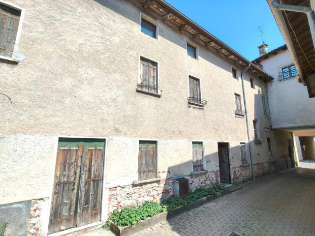 Casa indipendente in vendita a Isola Vicentina VI