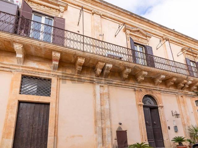 Casa indipendente in vendita a Ispica RG
