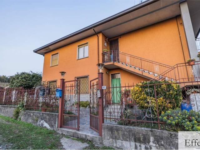Villa in vendita a Ispra VA