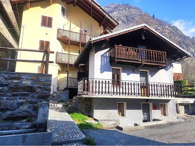 Casa indipendente in vendita a Issime AO