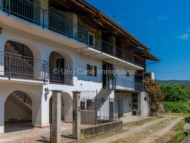 Casa indipendente in vendita a Issiglio TO